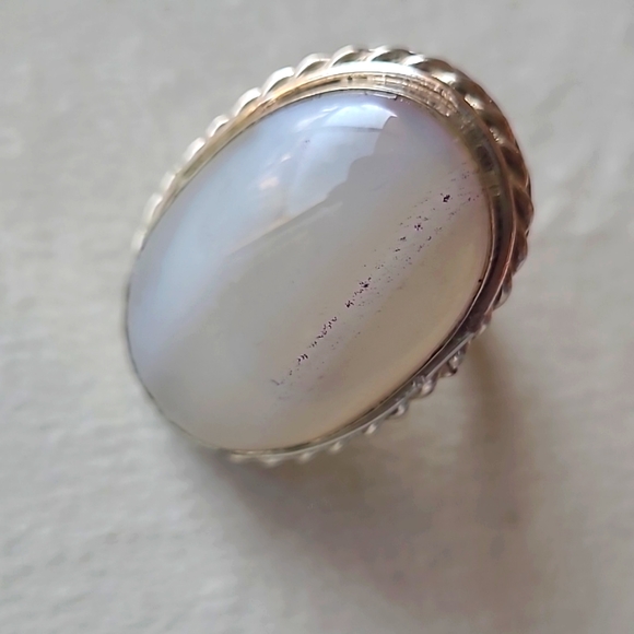 925 Silver White Agate Ring Size 8.5 - Picture 5 of 7